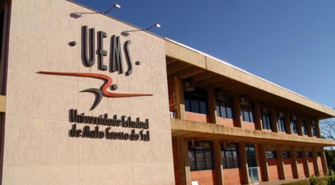 Uems abre inscrições para contratar professores