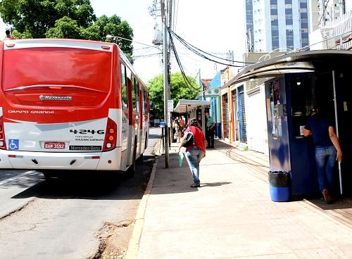 Prefeitura alega ter documentos de licitação, mas não libera acesso