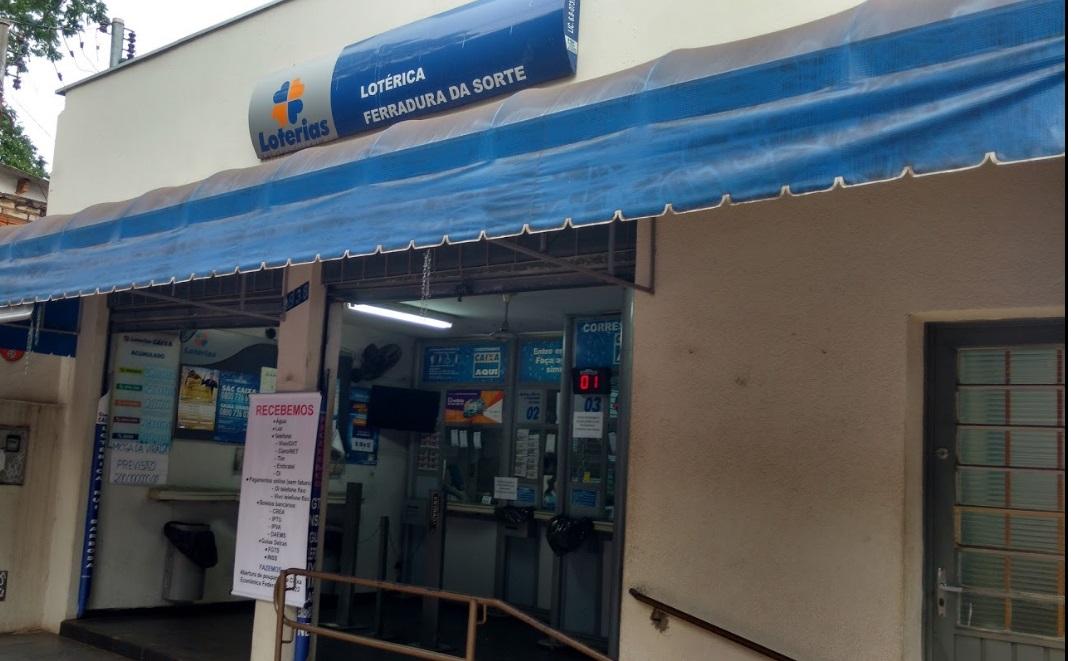 Bolão ganhador da Mega foi feito em lotérica da capital