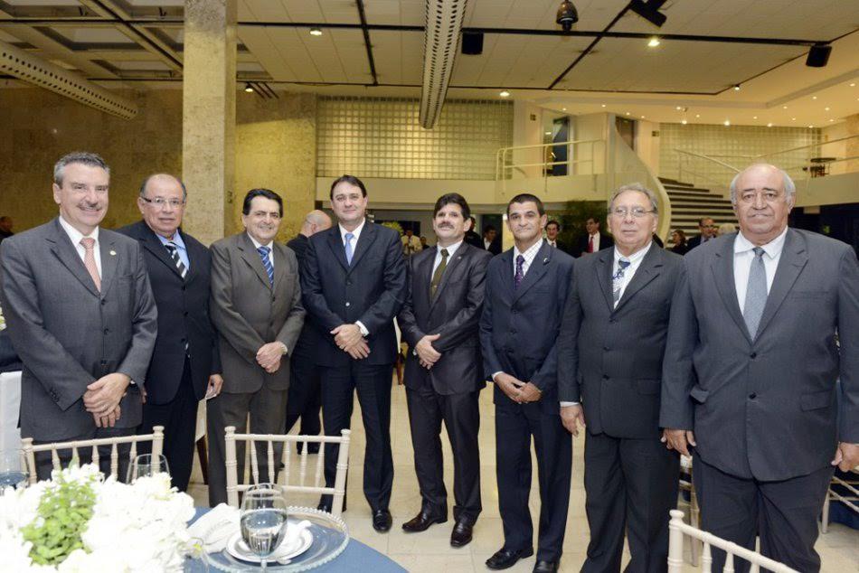 Presidente da Abigraf destaca fim da bitributação