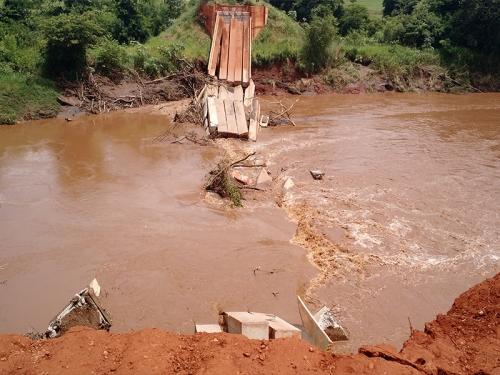 Governo refaz projeto de ponte que caiu em Guia Lopes