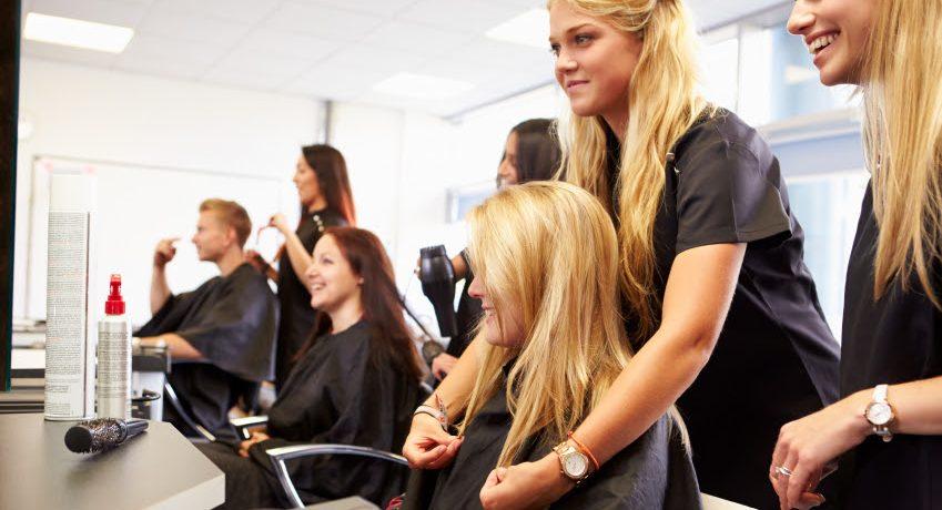 Sebrae orienta sobre lei de parceria em salões