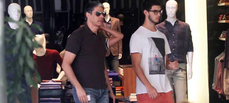 Filho de William Bonner faz primeira aparição após acidente
