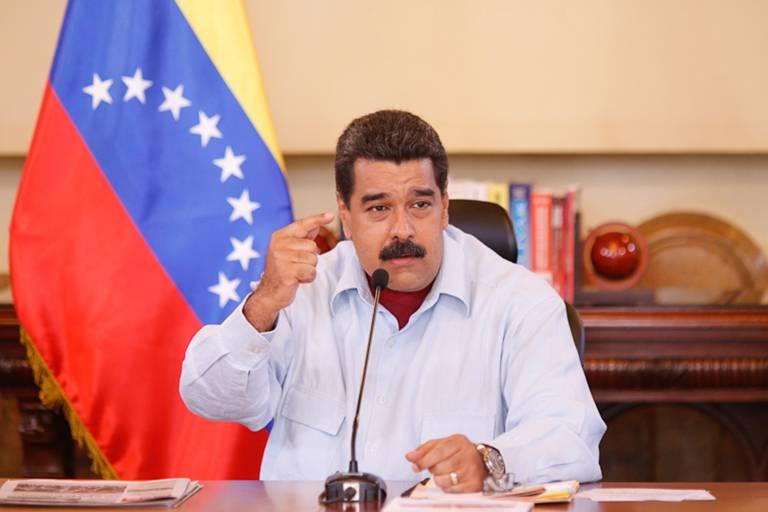 Maduro ameaça ‘luta armada’ caso oposição tente um golpe
