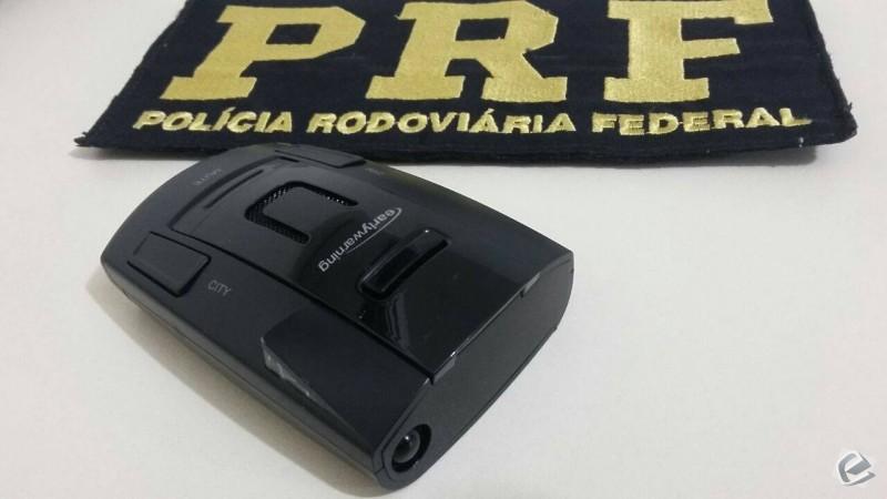 Motorista é detido com dispositivo anti-radar
