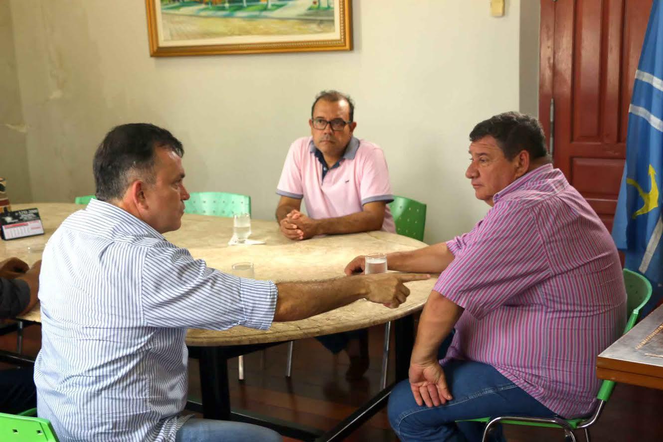 Emenda de Zeca e Vander vai beneficiar saúde de Murtinho