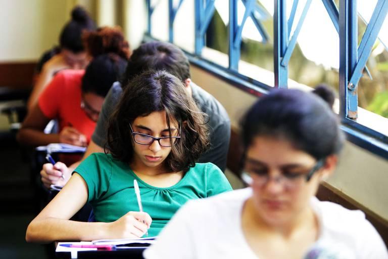 Candidatos da 2ª data do Enem relatam problemas com Sisu