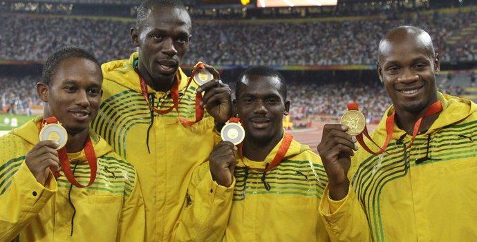 Bolt perde ouro por doping de Carter