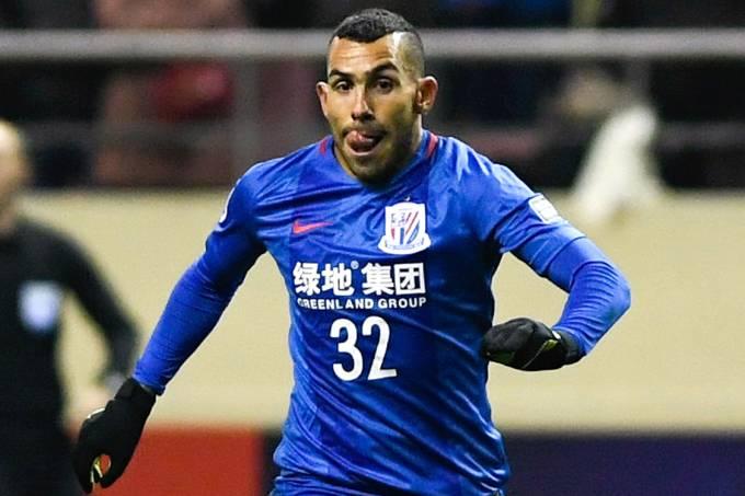 Tevez estreia com eliminação na China e vira piada de rival