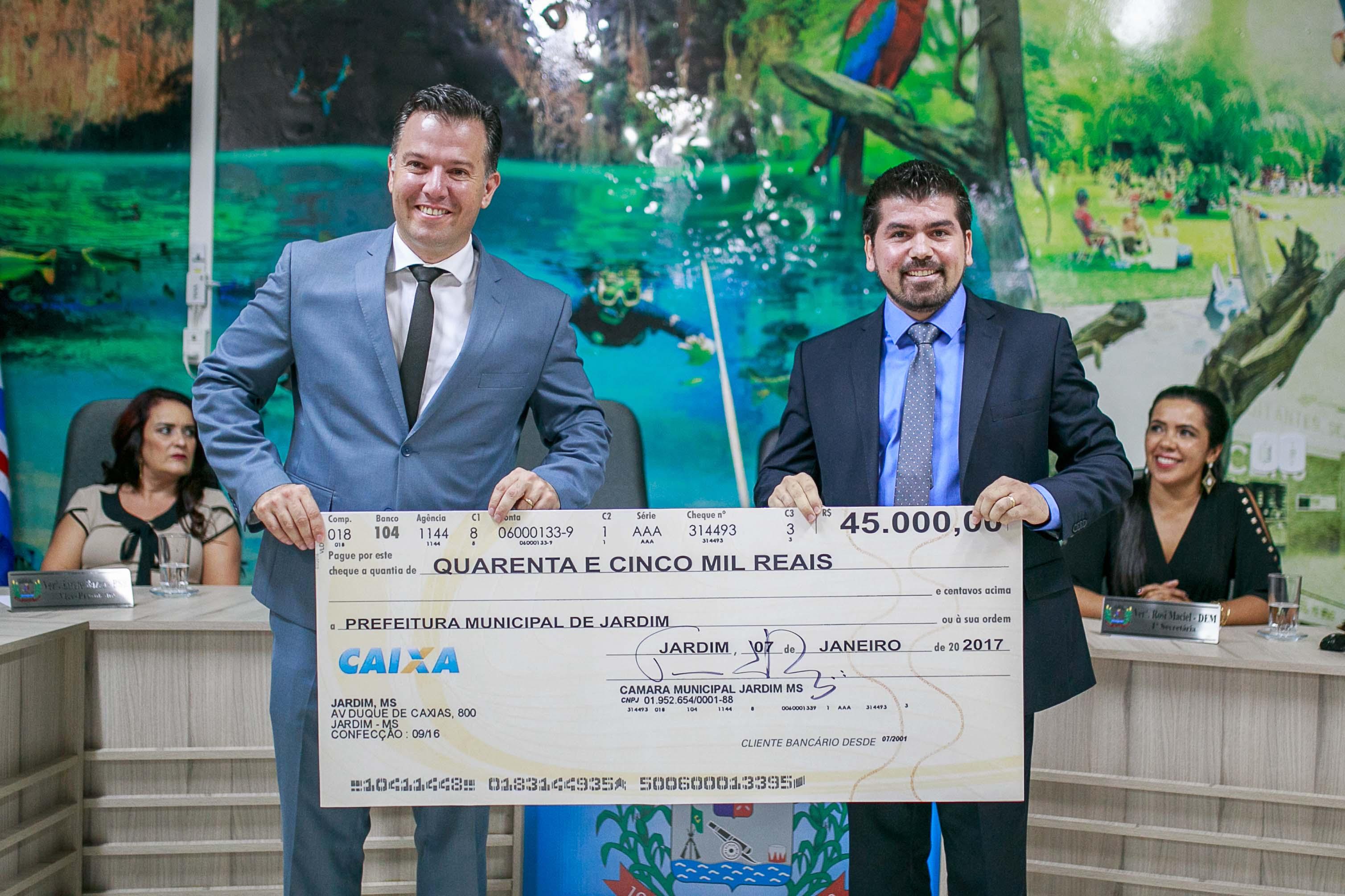 Câmara de Jardim devolve 45 mil reais aos cofres públicos do executivo municipal