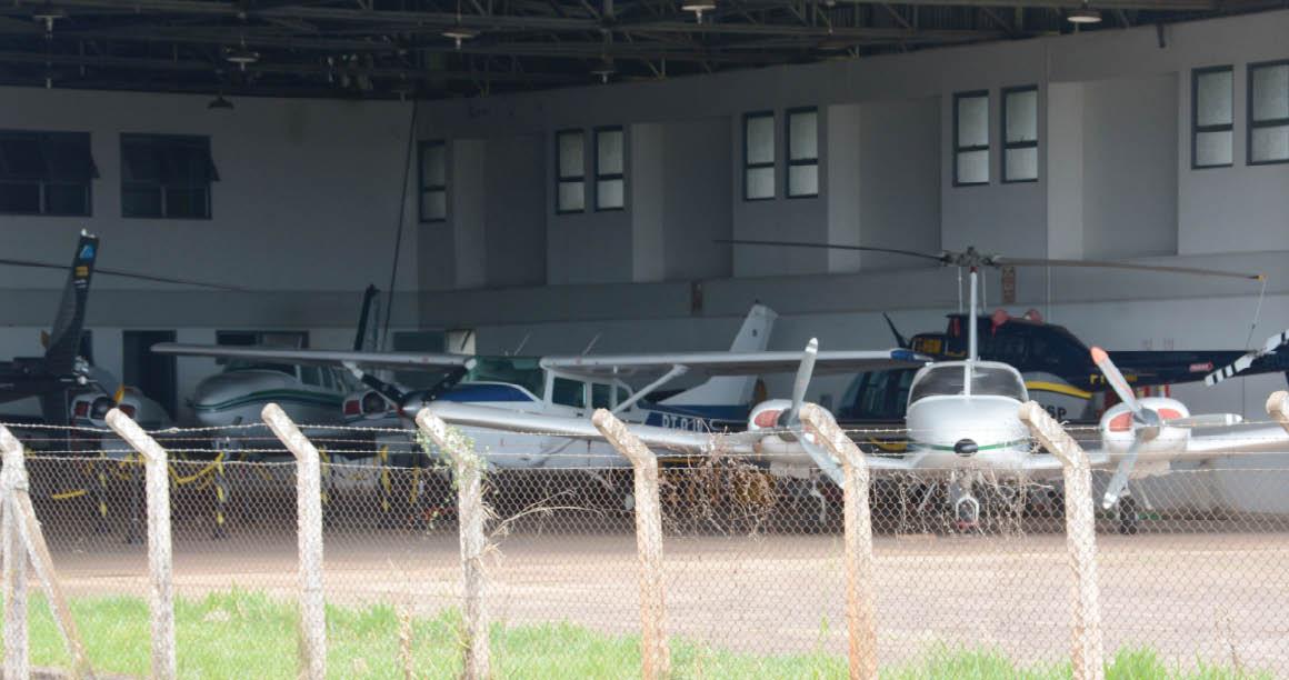 Dos 15 aviões do governo, só dois podem levantar voo