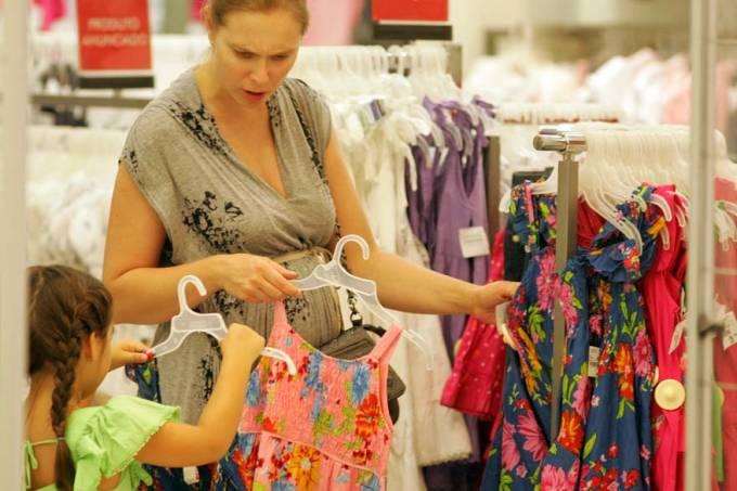 Comércio fechou 108,7 mil lojas em 2016