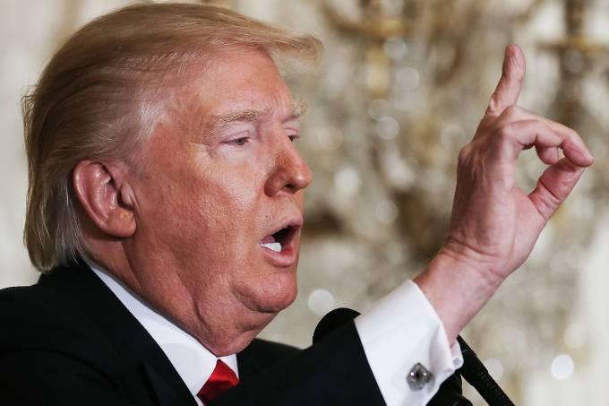 Trump faz duras críticas à imprensa americana