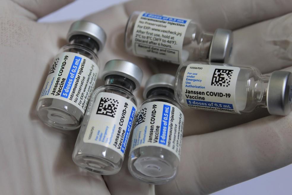 Ministério inicia distribuição de doses da Janssen