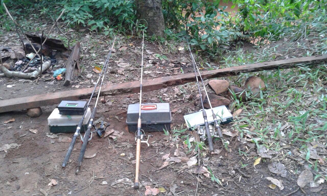 PMA aplica multa e apreende petrechos de pescadores