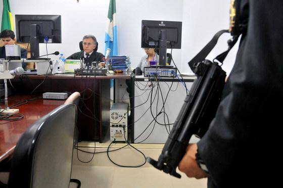 Laranja do tráfico vai aguardar sentença em liberdade