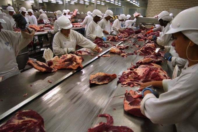 JBS compra empresa dos EUA por US$ 230 mi