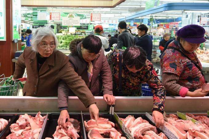 China recolhe carne brasileira dos supermercados