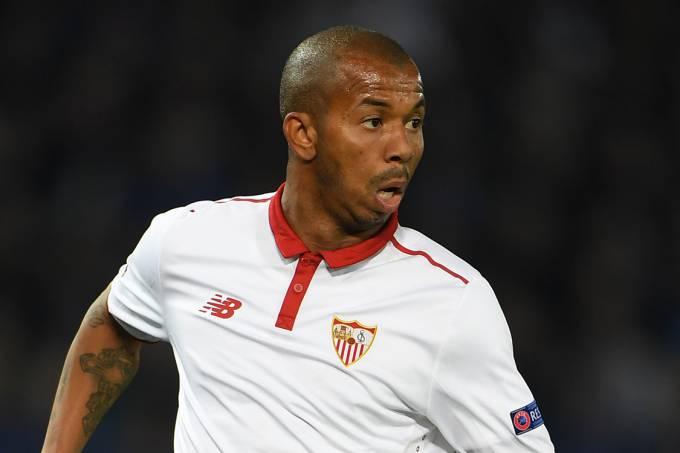 Mariano é convocado para a vaga de Daniel Alves