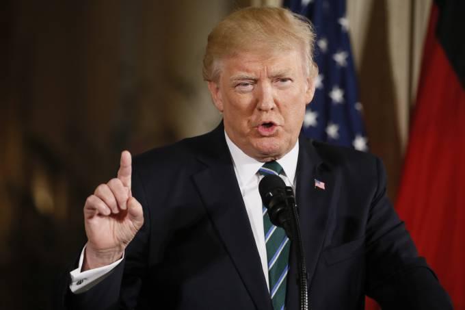 Trump dá ultimato a deputados sobre lei da saúde: agora ou nunca