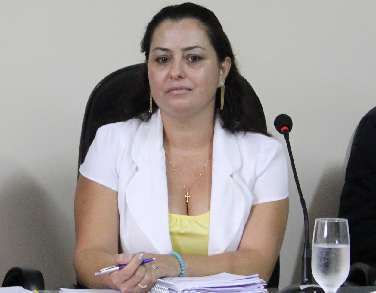 Vereadora Magaly Godoy busca recurso para aquisição de Van