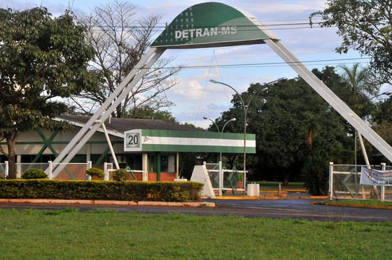 Denúncias de nepotismo podem derrubar diretor do Detran