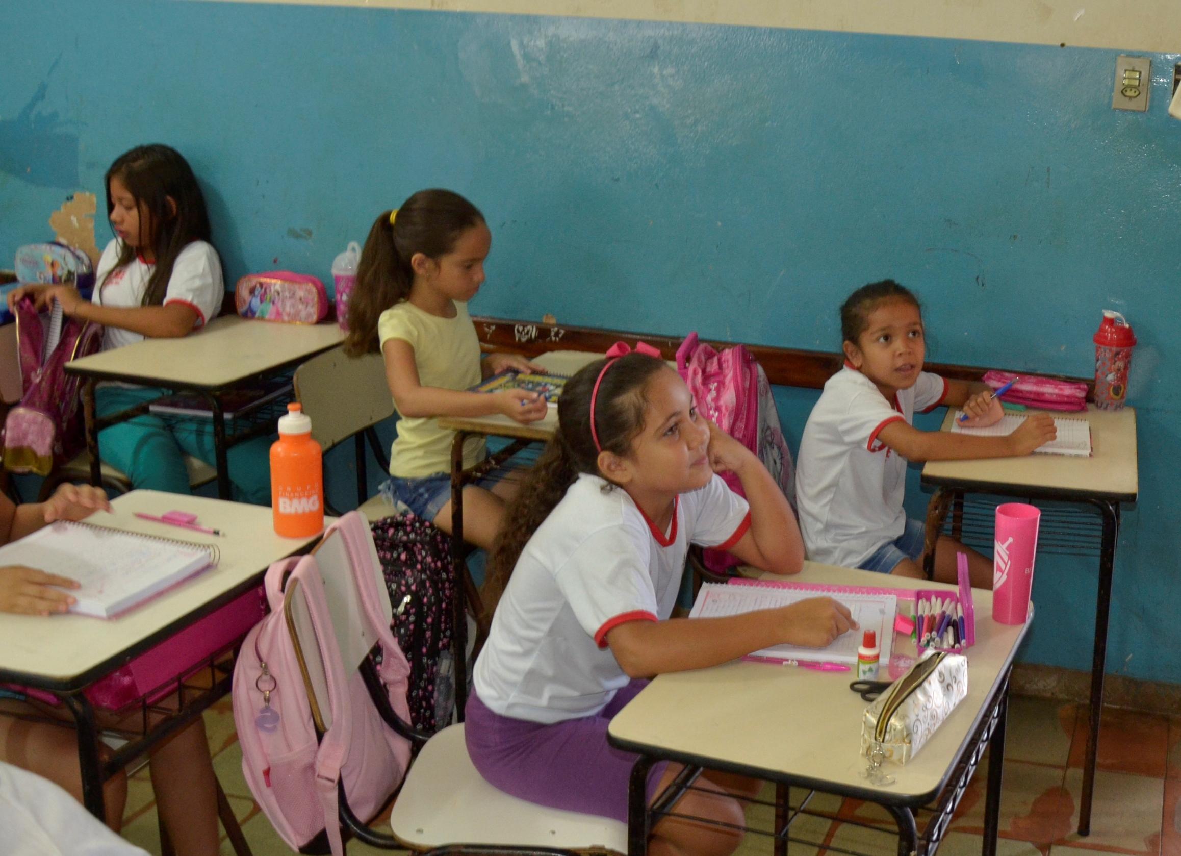 Secretaria repõe aulas para alunos da zona rural em Jardim