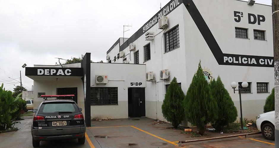 Mulher é presa ao tentar matar rival