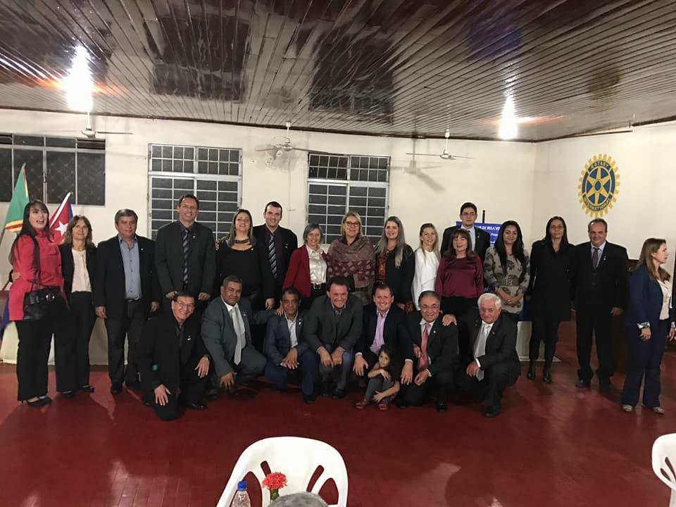 Rotary Club empossa novos integrantes em Bela Vista