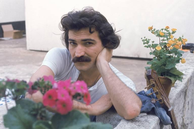 Morre o cantor e compositor Belchior, aos 70 anos