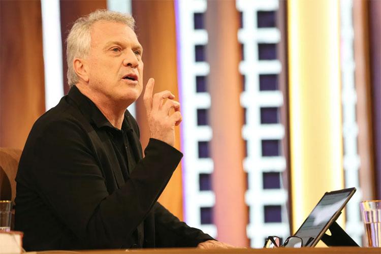 Pedro Bial terá debates e humor em talk-show