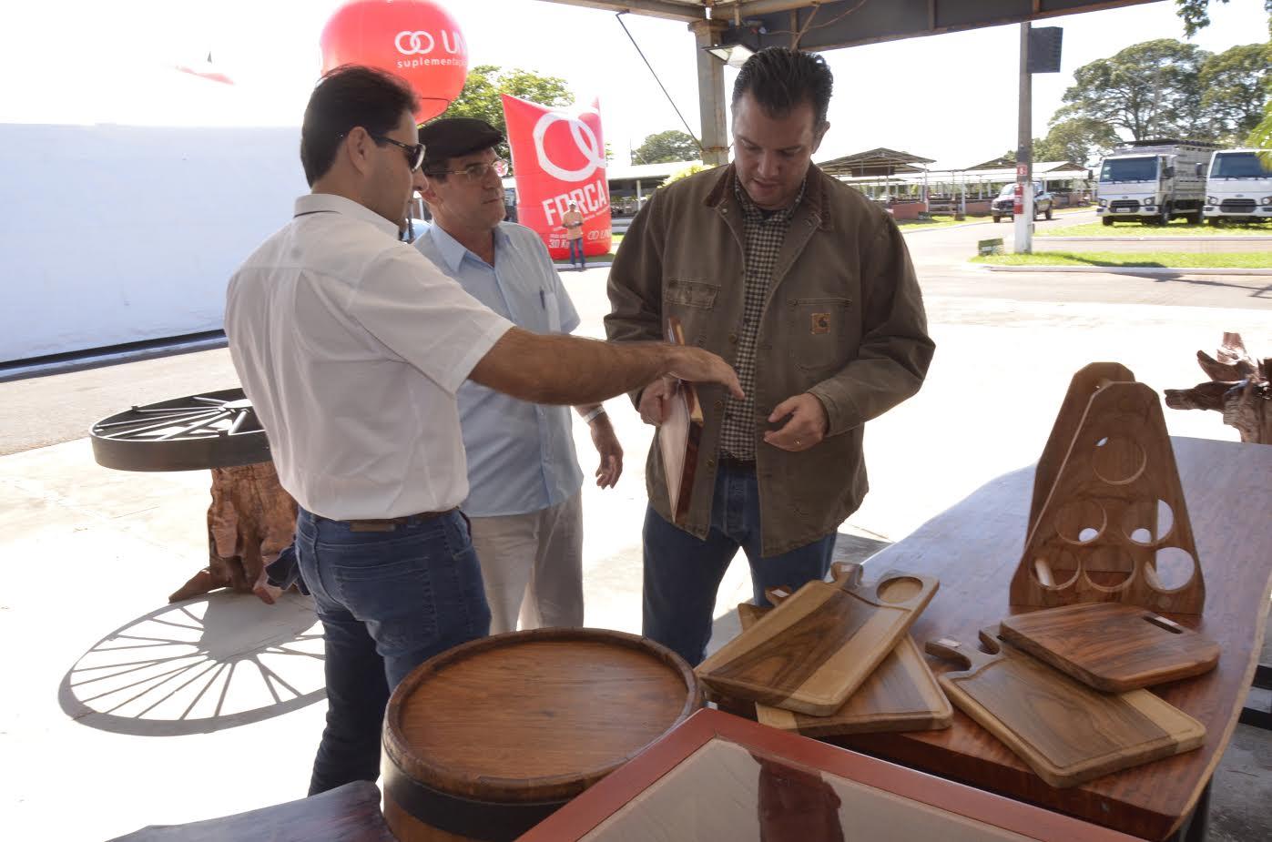 Da guavira à arte em osso: Jardim tem matéria prima e talento de sobra!
