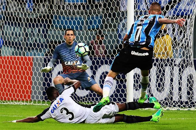 Brasileirão: Grêmio bate Botafogo em Porto Alegre