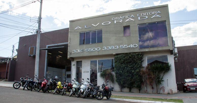 Justiça decide soltar dono de gráfica investigada