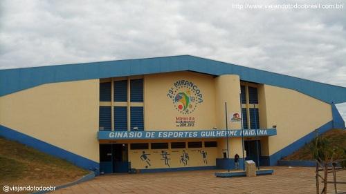 Jovem vai para evento esportivo e morre esfaqueado