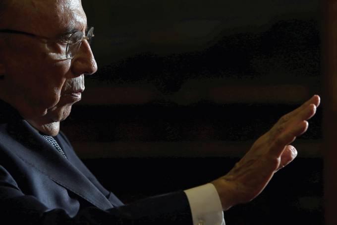 Economia volta a mergulhar na incerteza