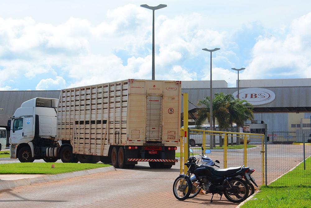 Furacão JBS abala pecuária do estado