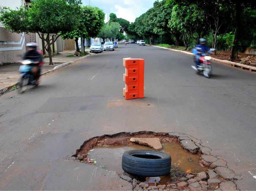 Tribunal de Contas suspende licitação do tapa-buraco