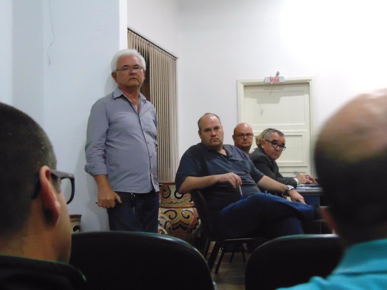 COMTUR realiza reunião com representantes dos transportes