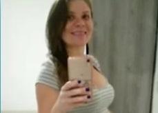 Bebê baleado ainda na barriga da mãe respira por aparelhos