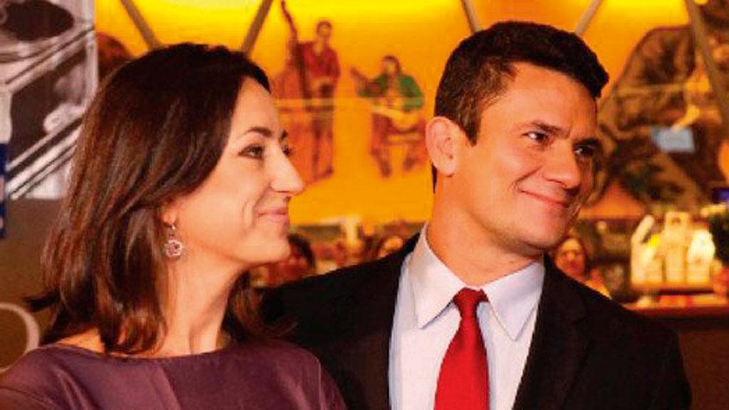 Mulher de Moro posta “surpresinha” que juiz ganhou