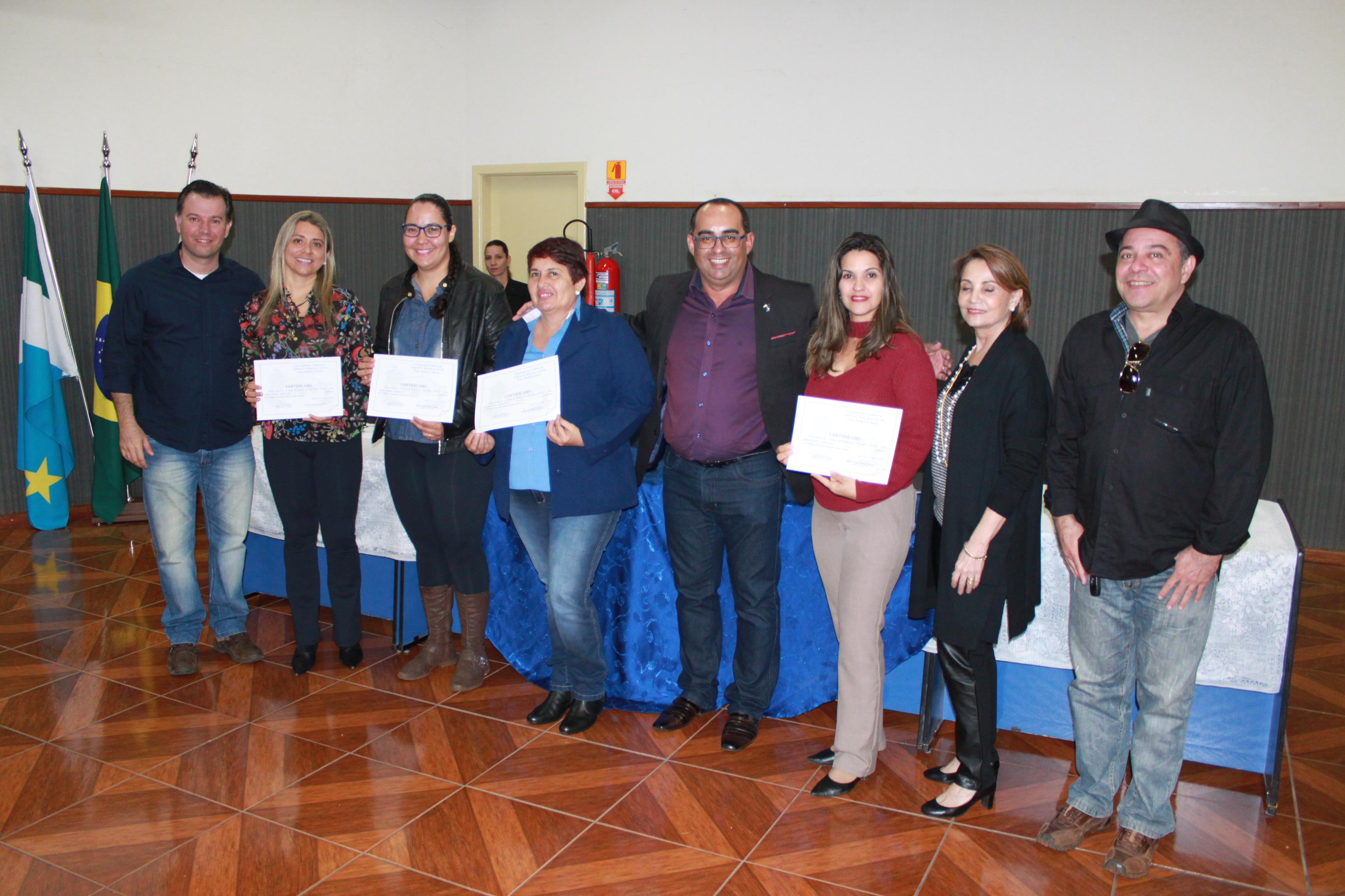Prefeitura de Jardim realiza a entrega do Prêmio Literário Hebe Martinez