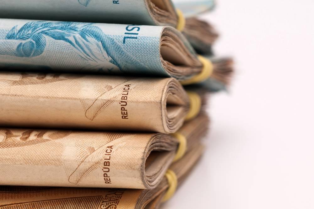 Rombos gigantes anulam esforço fiscal de 15 anos