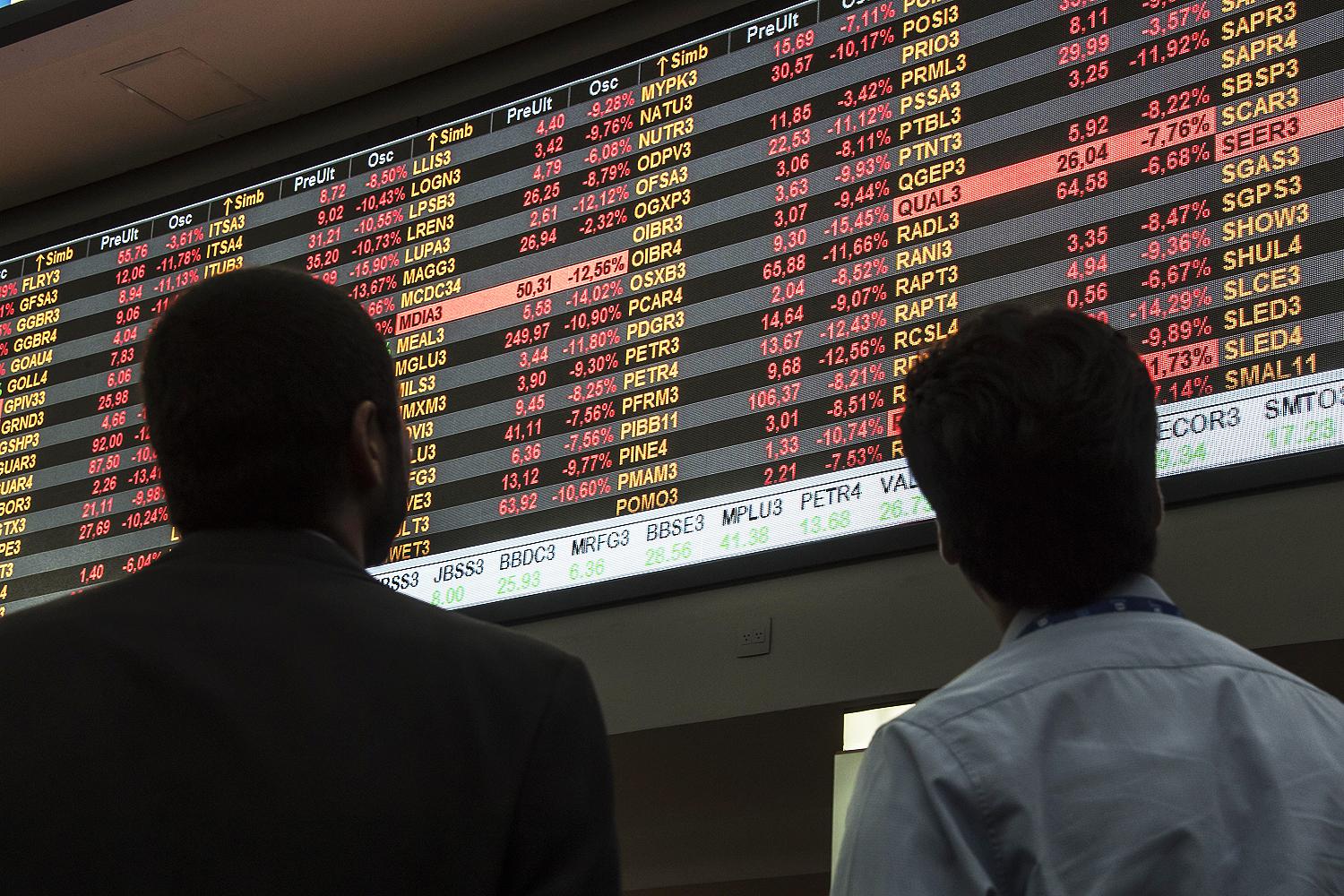 Ações disparam após anúncio de privatização