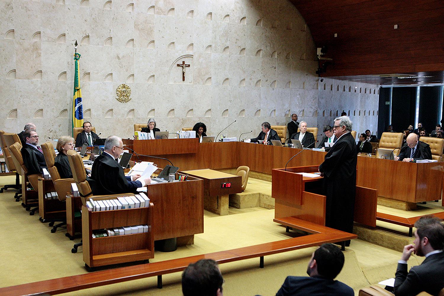 STF decide hoje se suspende envio de denúncia contra Temer