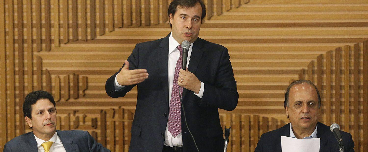 Maia diz que denúncia será ‘resolvida’ até outubro