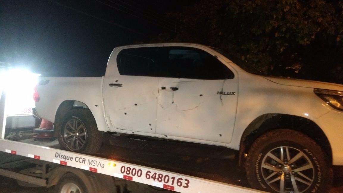 Adolescente foge da polícia e acaba baleado após roubo