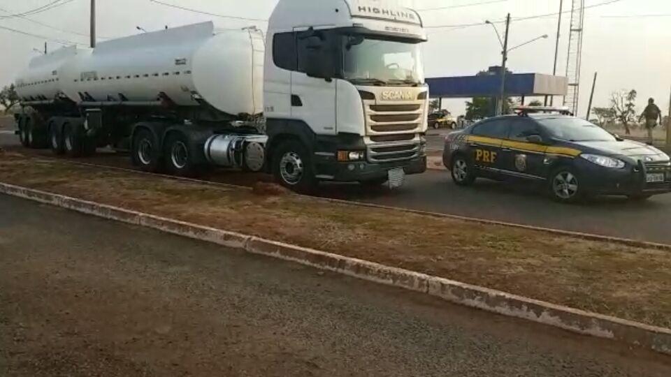 Polícia apreende 6,5 t de maconha e traficante é preso