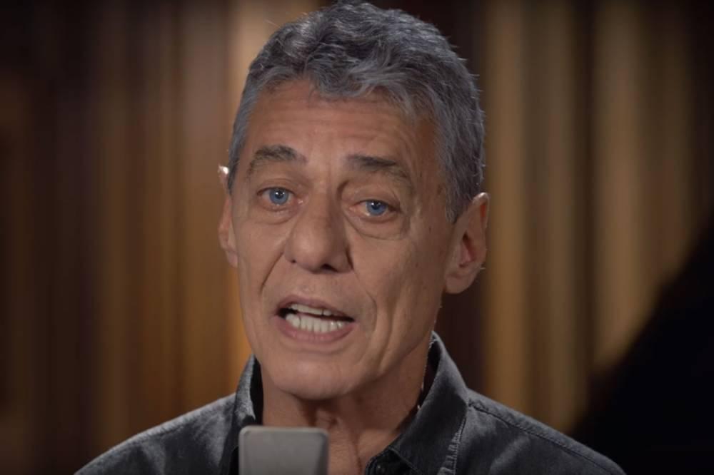 Chico Buarque anuncia volta aos palcos com turnê de ‘Caravanas’