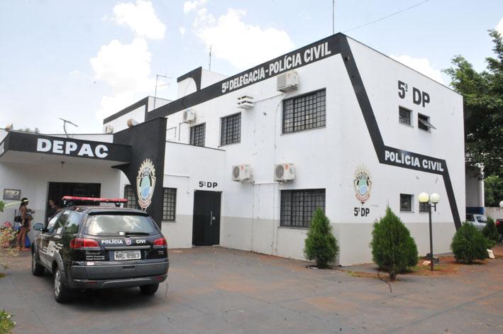 Acadêmicas são roubadas e estupradas após aula